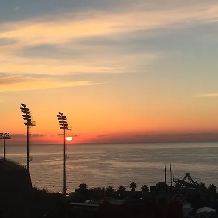 L'attico Di Anna Апартаменти Санремо