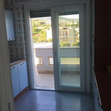 Апартаменти L'attico Di Anna Санремо